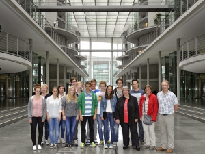 25. Juni 2014: Schüler des Marie-Curie-Gymnasium Kirchzarten zu Besuch im Bundestag